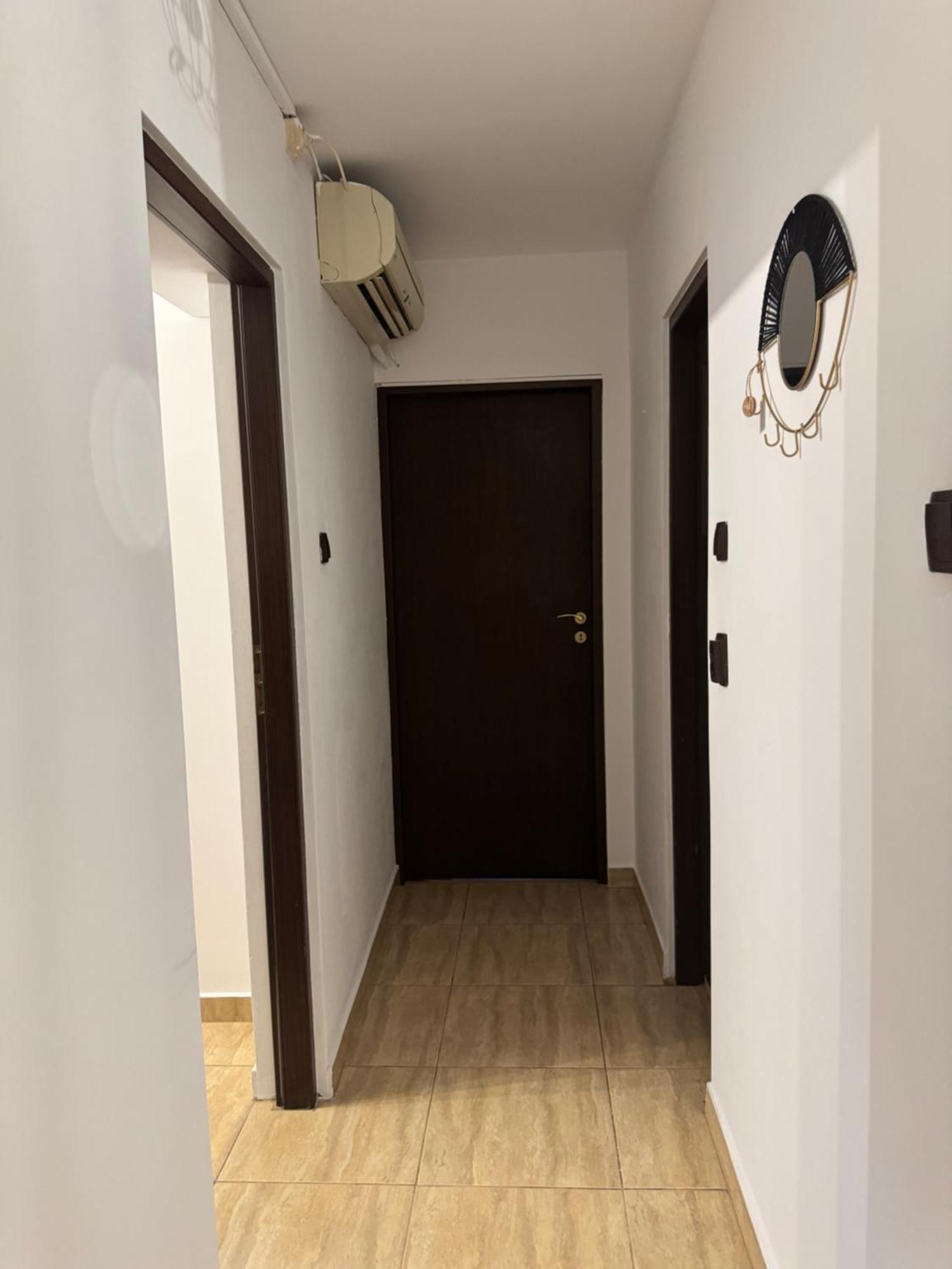 Apartament Zona Marriott-Palatul Parlamentului Bucureşti Exterior foto